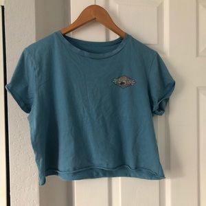 billabong cropped tee
